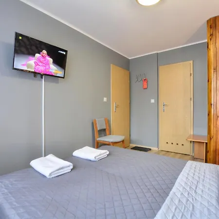 Rezydencja Karnat I I Ii Hotel *