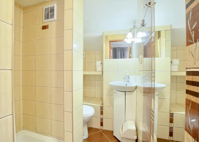 Rezydencja Karnat I I Ii Hotel *