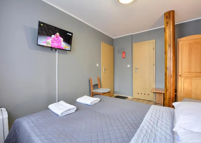 Rezydencja Karnat I I Ii Hotel *